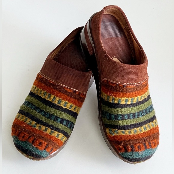Born Kimmy Size 7 Wool Southwestern Serape Clogs Mules Shoes Brown Multicolor - Picture 4 of 14